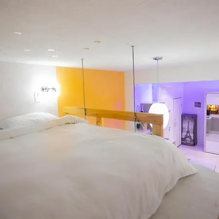 Orange And Blue Studio Downtown 5 Min From White Tower Appartement *
